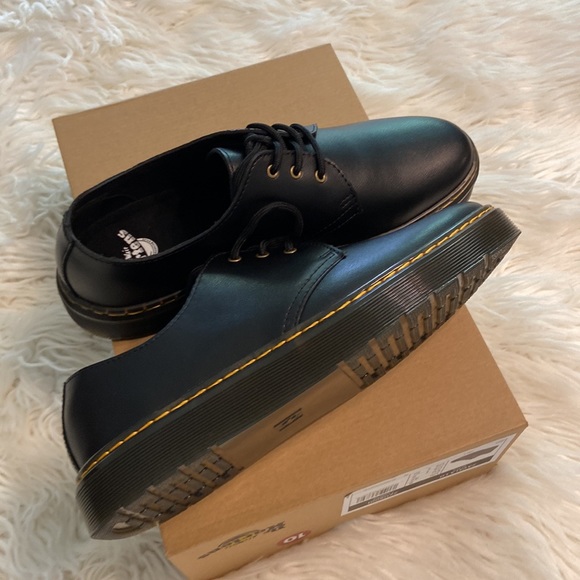 Dr.Martens Women’s Shoes size 10 brand new with box color black see all photos - Picture 10 of 16